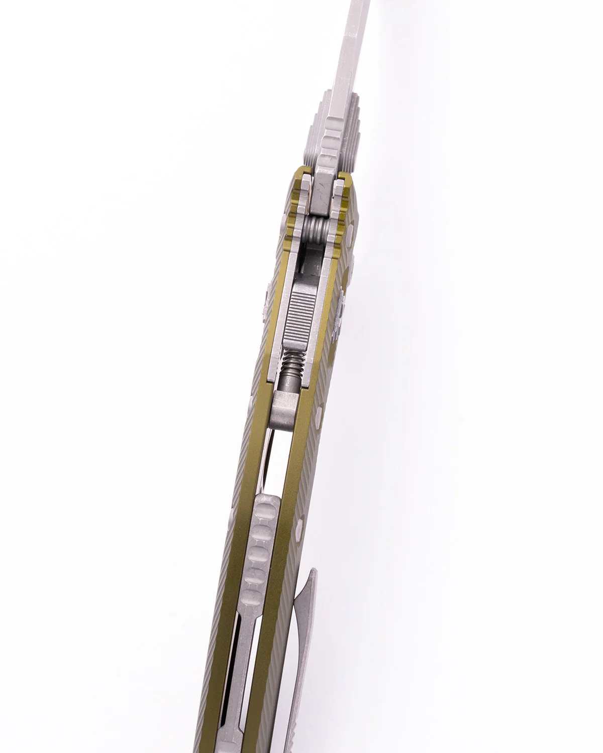 Amphibian® - RAM-LOK™ S/E Fluted OD Green Apocalyptic® Partial Serrated (137RL-11APFLOD) - Image 3