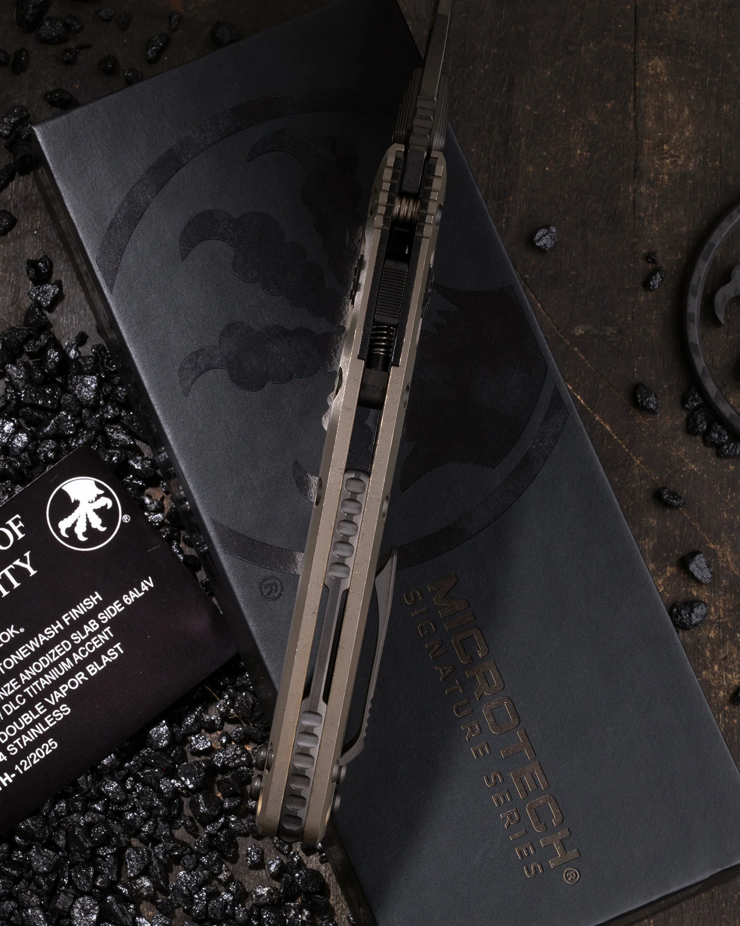 AMPHIBIAN RAM-LOK MARFIONE SELECT DLC STONEWASH FINISH ANTIQUE BRONZE ANODIZED SLAB SIDE TITANIUM W/ DLC TITANIUM ACCENT DLC DOUBLE VAPOR BLAST STAINLESS - Image 3