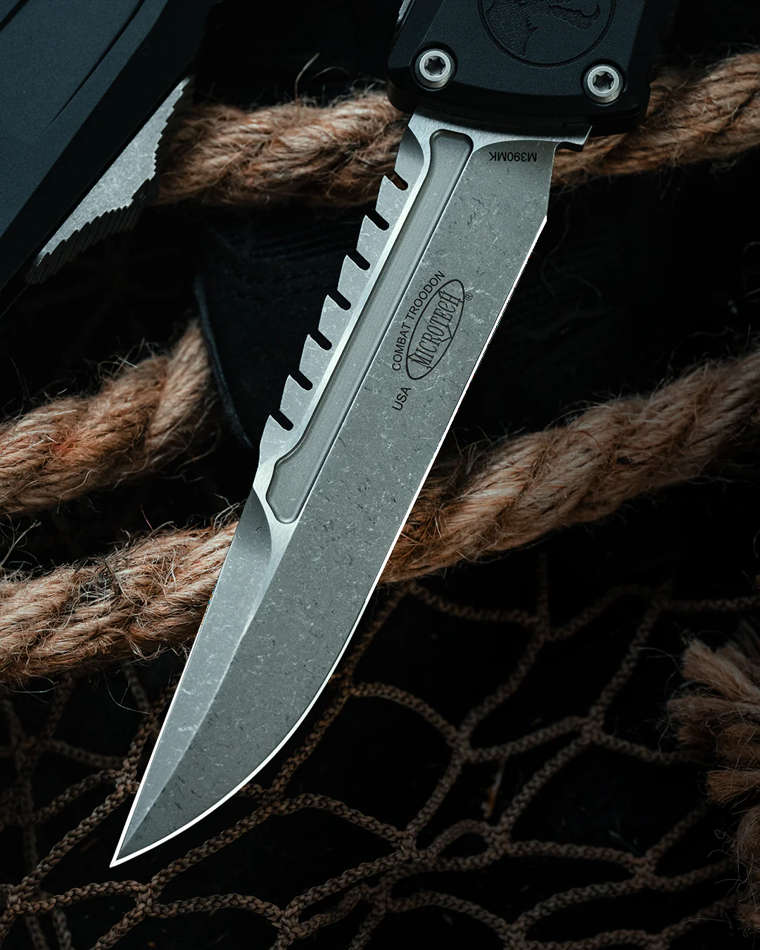 Combat Troodon Interceptor Gen III Apocalyptic Standard Signature Series (1217-10APS) - Image 2