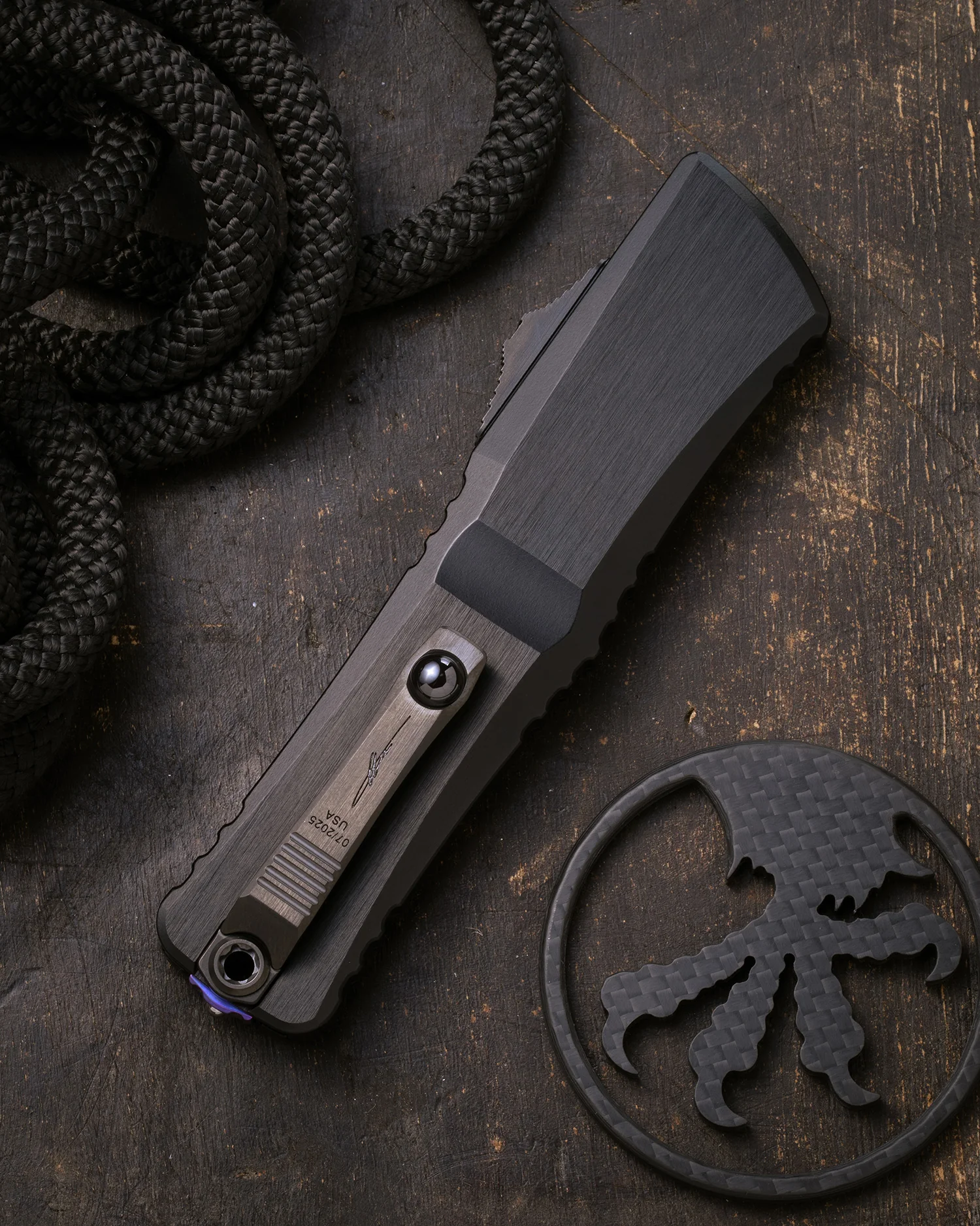 COMBAT TROODON LT – HELLHOUND BLUED BAKER FORGE COPPERMAI DAMASCUS HEFTED ALLOY DLC HARD CUT HARDWARE & PURPLE TITANIUM ACCENT - Image 2