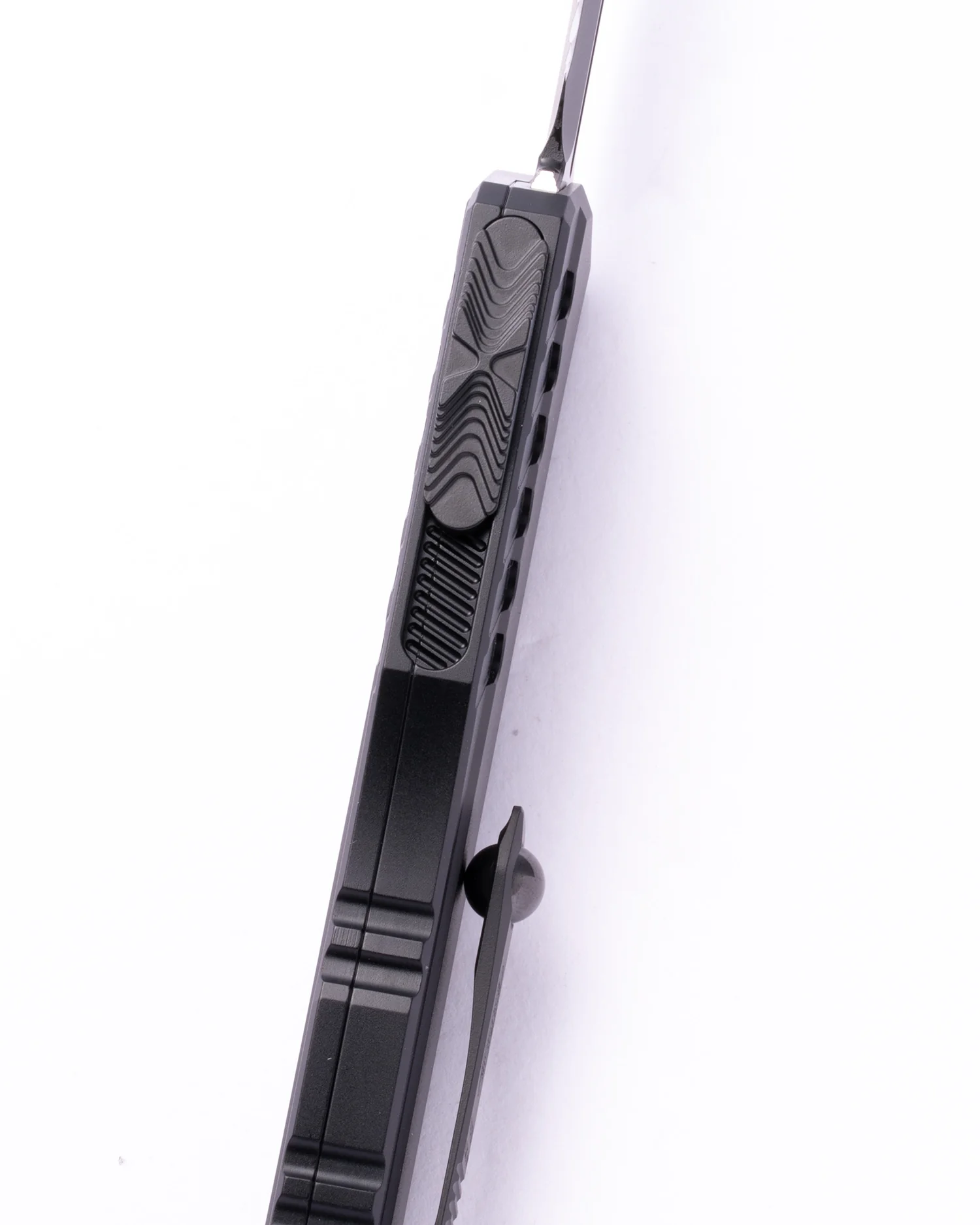 Cypher® II D/E Tactical Full Serrated (1242-3T) - Image 3
