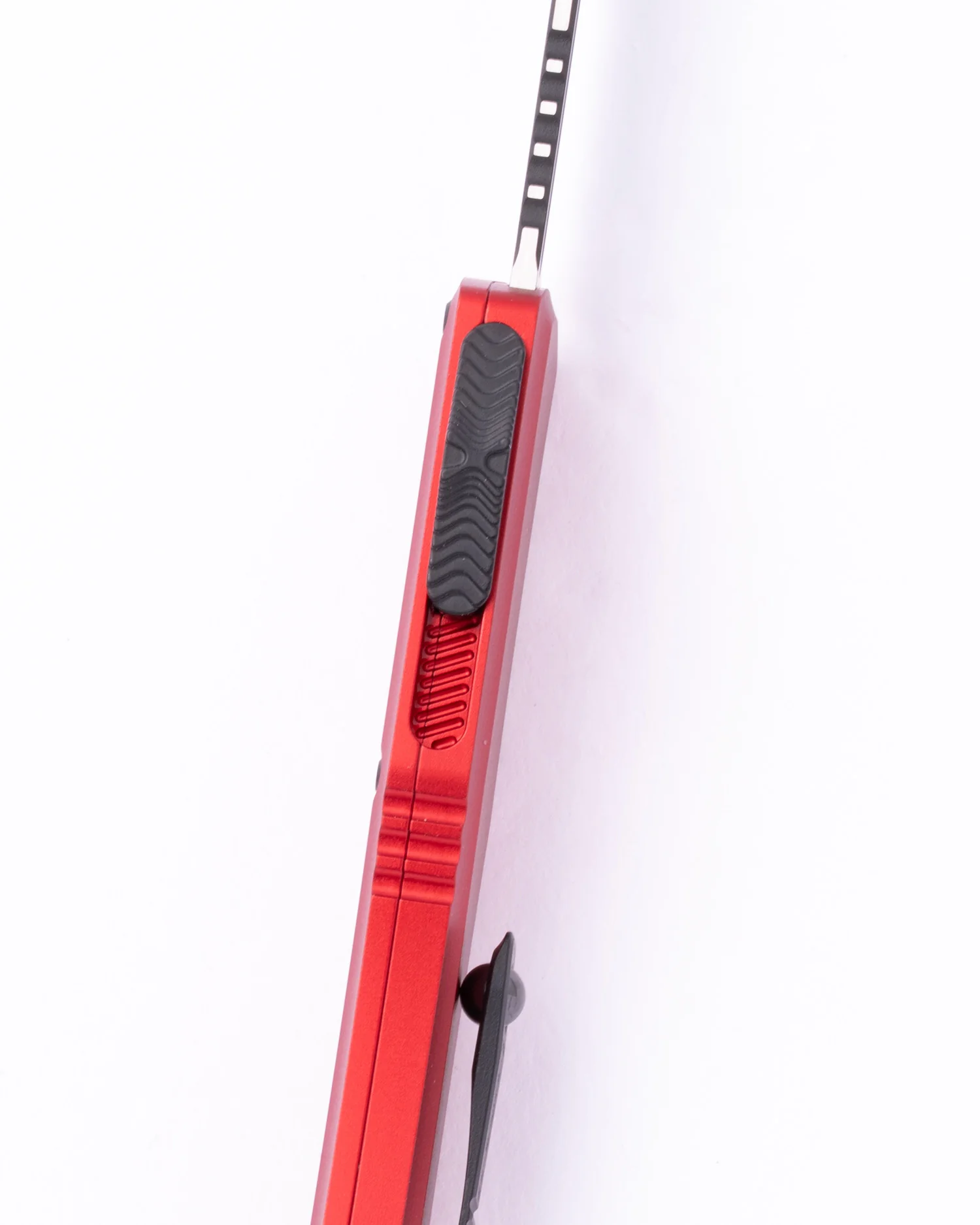 Hera® II Mini S/E Black Part Serrate Red (1703M-2RD) - Image 3