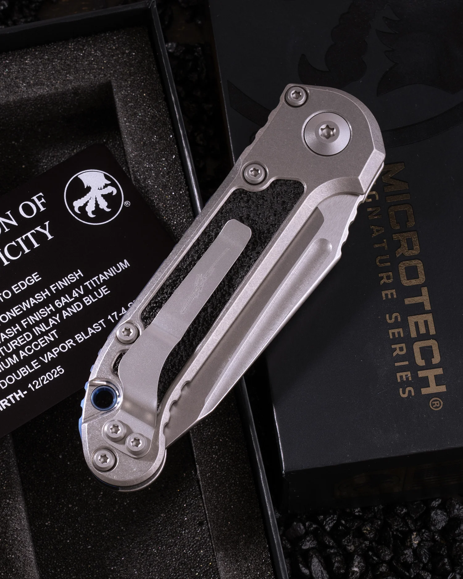 L.U.D.T TANTO EDGE MARFIONE SELECT STONEWASH FINISH STONEWASH FINISH TITANIUM W/ TEXTURED INLAY AND BLUE TITANIUM ACCENT DOUBLE VAPOR BLAST STAINLESS - Image 2