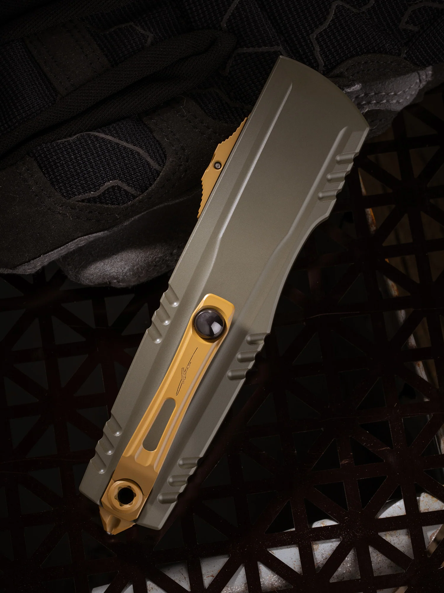 Luminary ZBP D/E Signature Series Moss Green Standard Tritium Button Insert (1270-1MGS-C21Z26) - Image 2