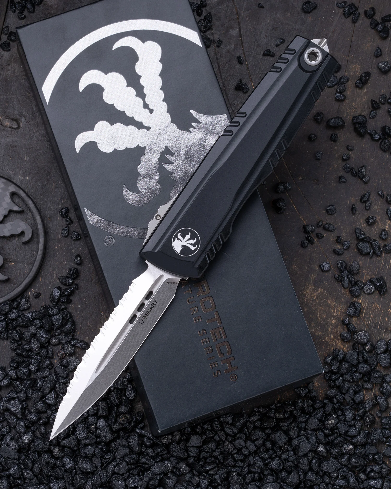 LUMINARY D/E STONEWASH FULL SERRATE BLACK SIGNATURE SERIES (1270-12S)