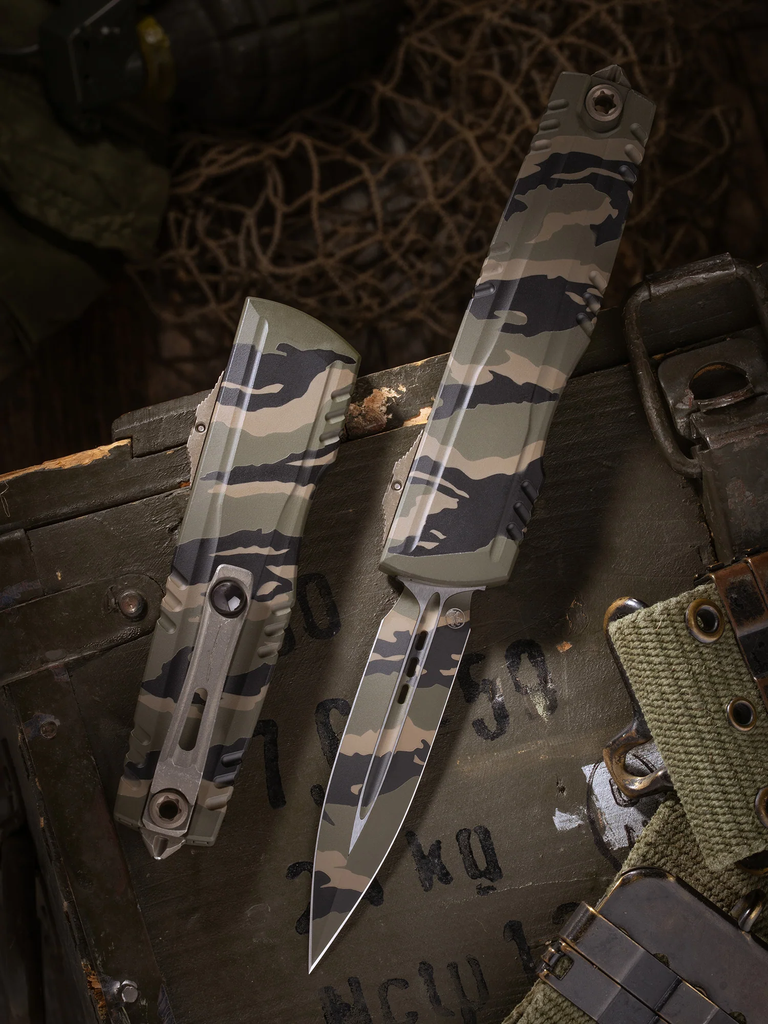 LUMINARY ZBP D/E STANDARD CERAKOTE TIGER STRIPE CAMO TRITIUM BUTTON INSERT SIGNATURE SERIES (1270-1TSCS)