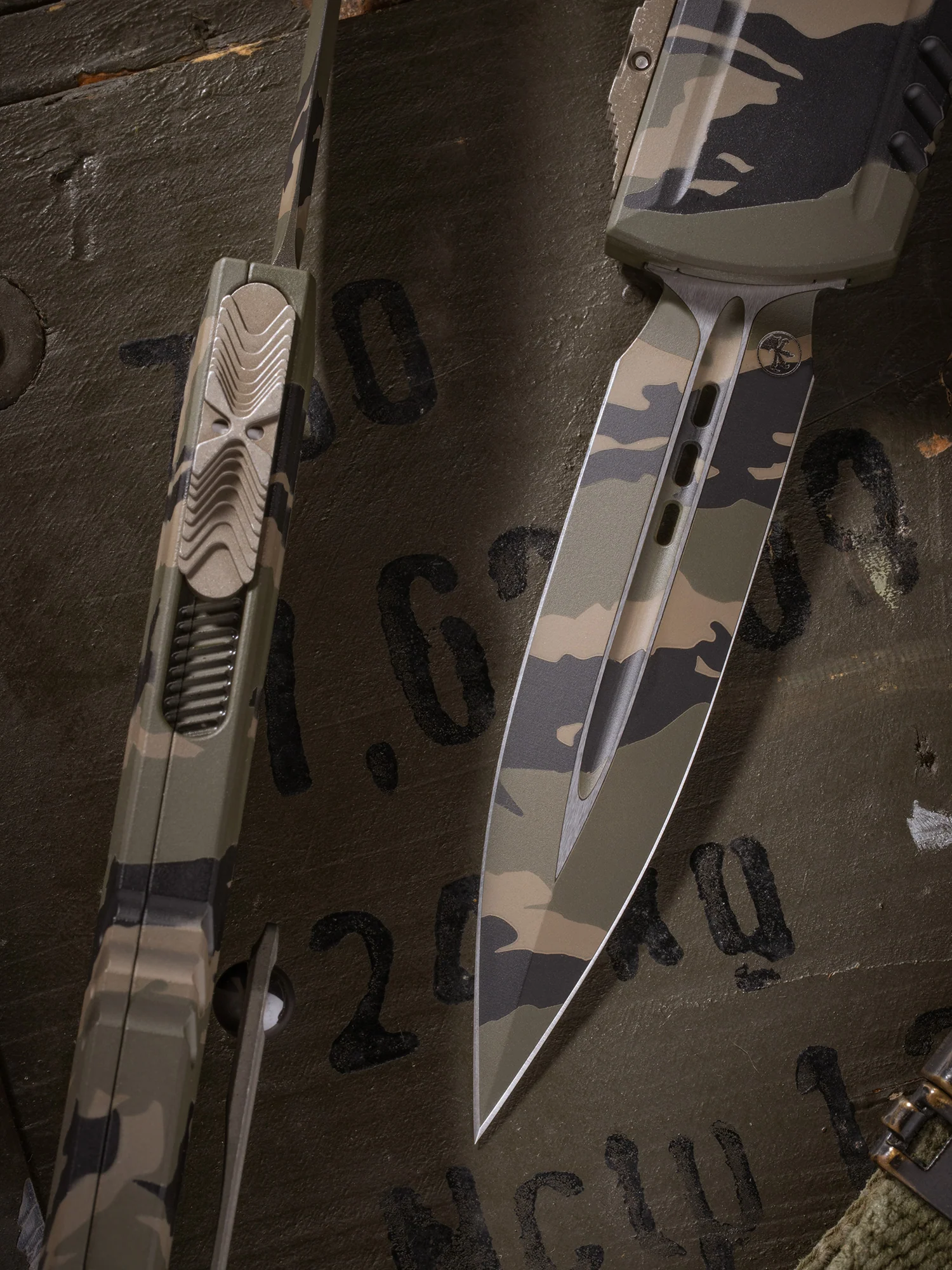 LUMINARY ZBP D/E STANDARD CERAKOTE TIGER STRIPE CAMO TRITIUM BUTTON INSERT SIGNATURE SERIES (1270-1TSCS) - Image 3