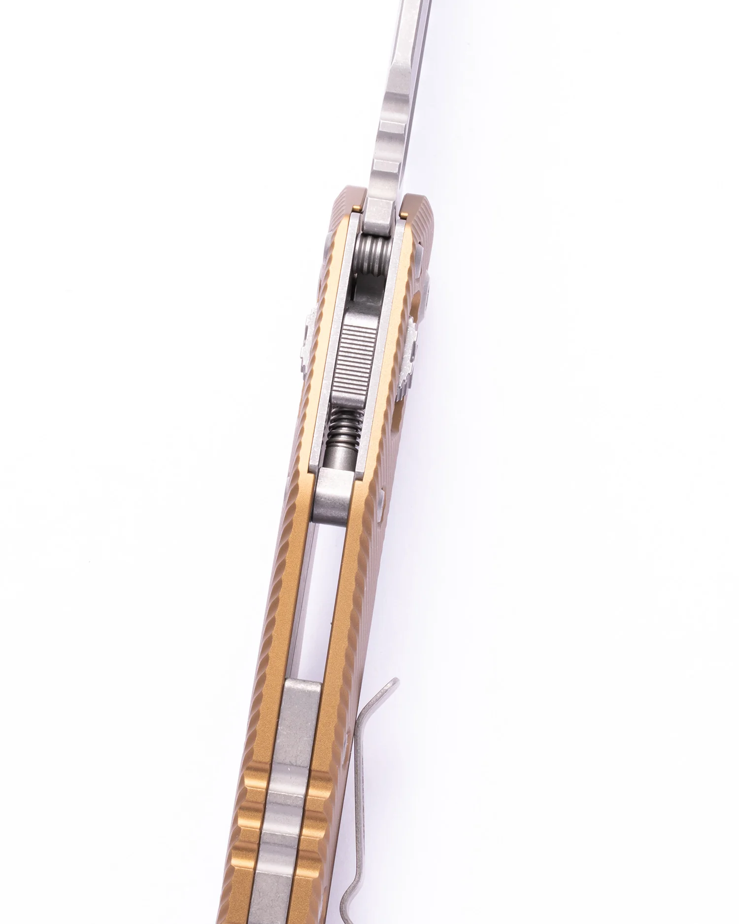 MSI® S/E APOCALYPTIC PART SERRATE FLUTED ALUMINIUM TAN (210-11APFLTA) - Image 3