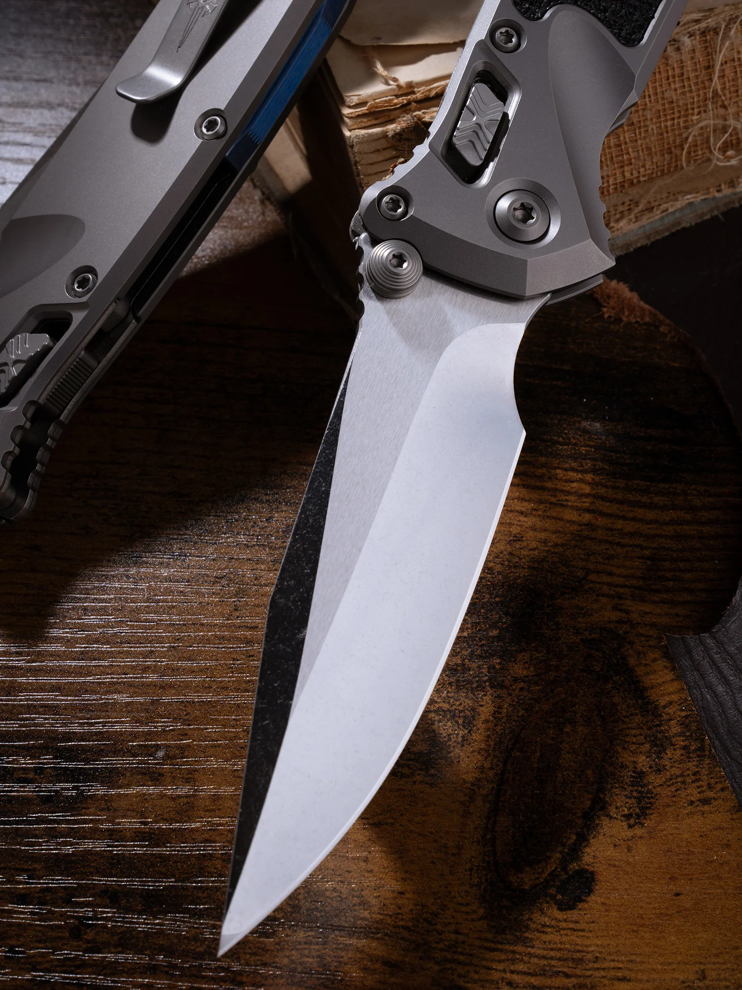 Socom® RAM-LOK™ – Clip Point Cracked Ice Finish Double Vapor Blast Titanium w/ Textured Inlay & Blue Ti Accent Double Vapor Blast Stainless Prototype - Image 3